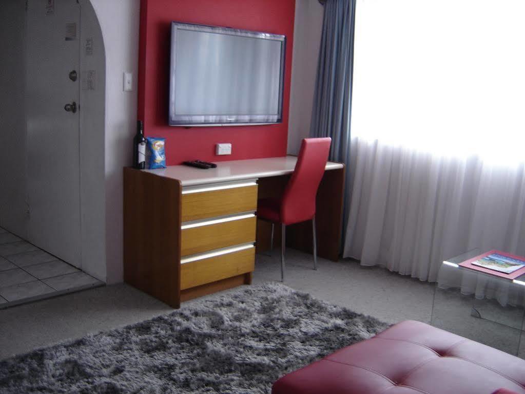 Avaleen Lodge Motor Inn Nowra Buitenkant foto